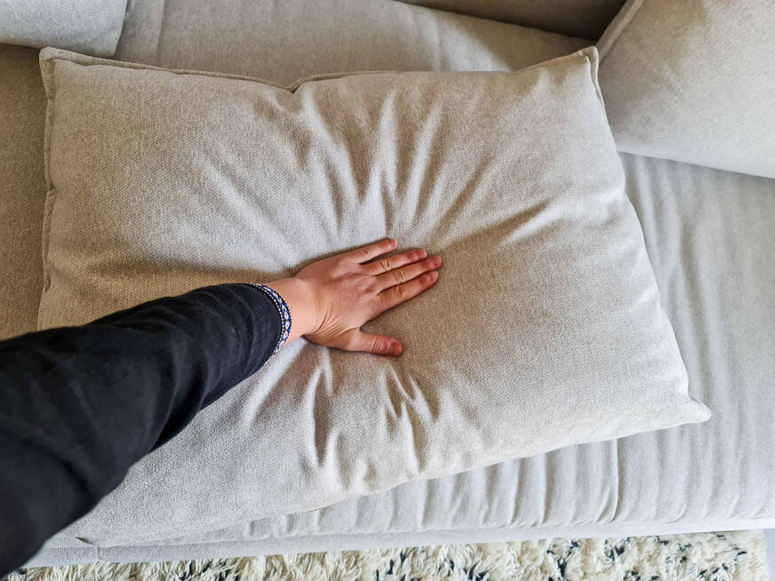 firmness of Emma sofa bed pillows